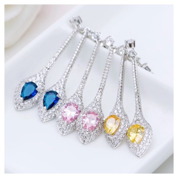 Swarovski Crystals The Koemi Long Earrings - Picture 1 of 6